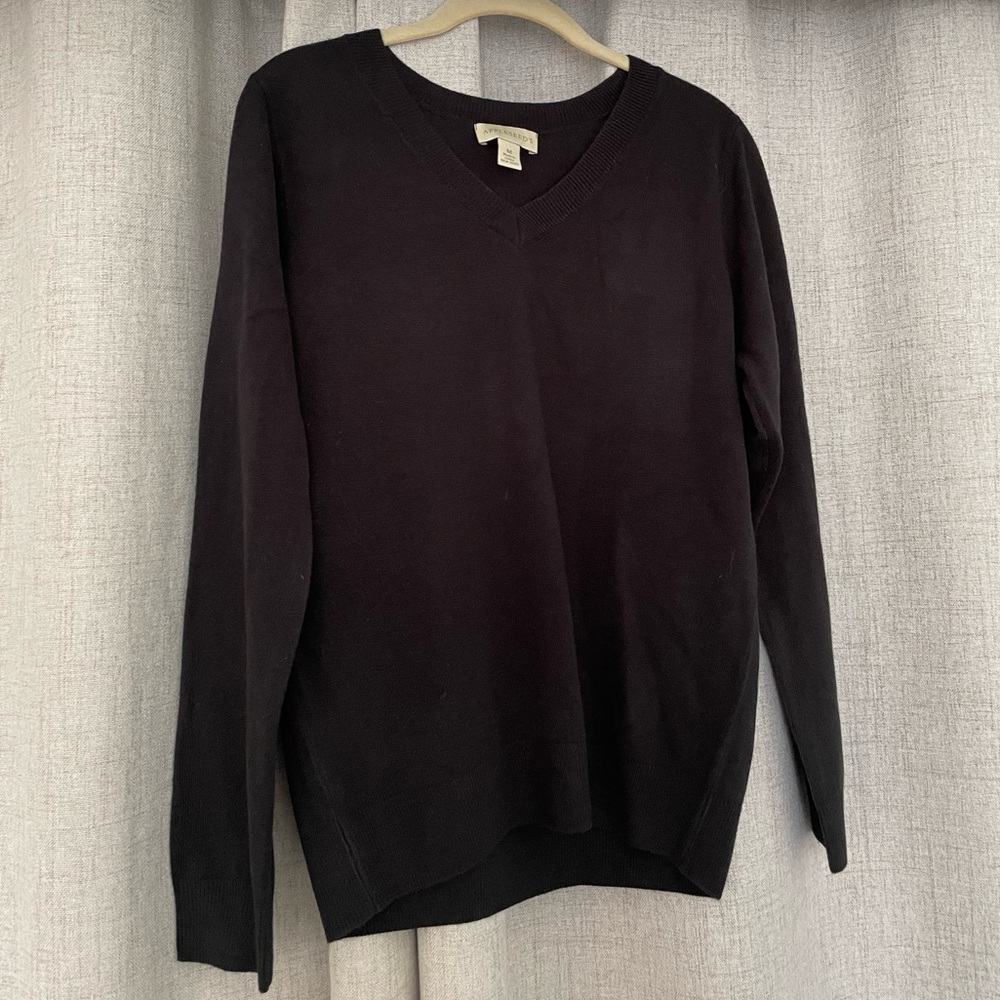 V-neck sweater